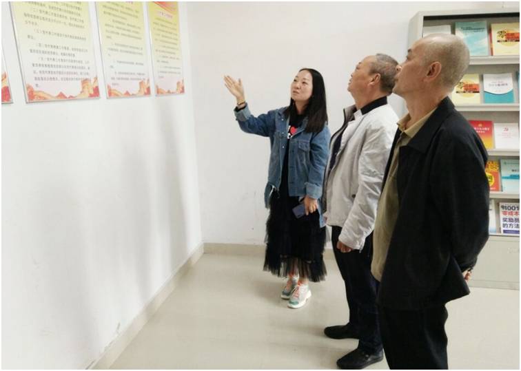 綿竹市委統(tǒng)戰(zhàn)部副部長、市工商聯(lián)黨委書記唐紹愚蒞臨仟坤集團調(diào)研指導集團黨的統(tǒng)戰(zhàn)工作開展情況